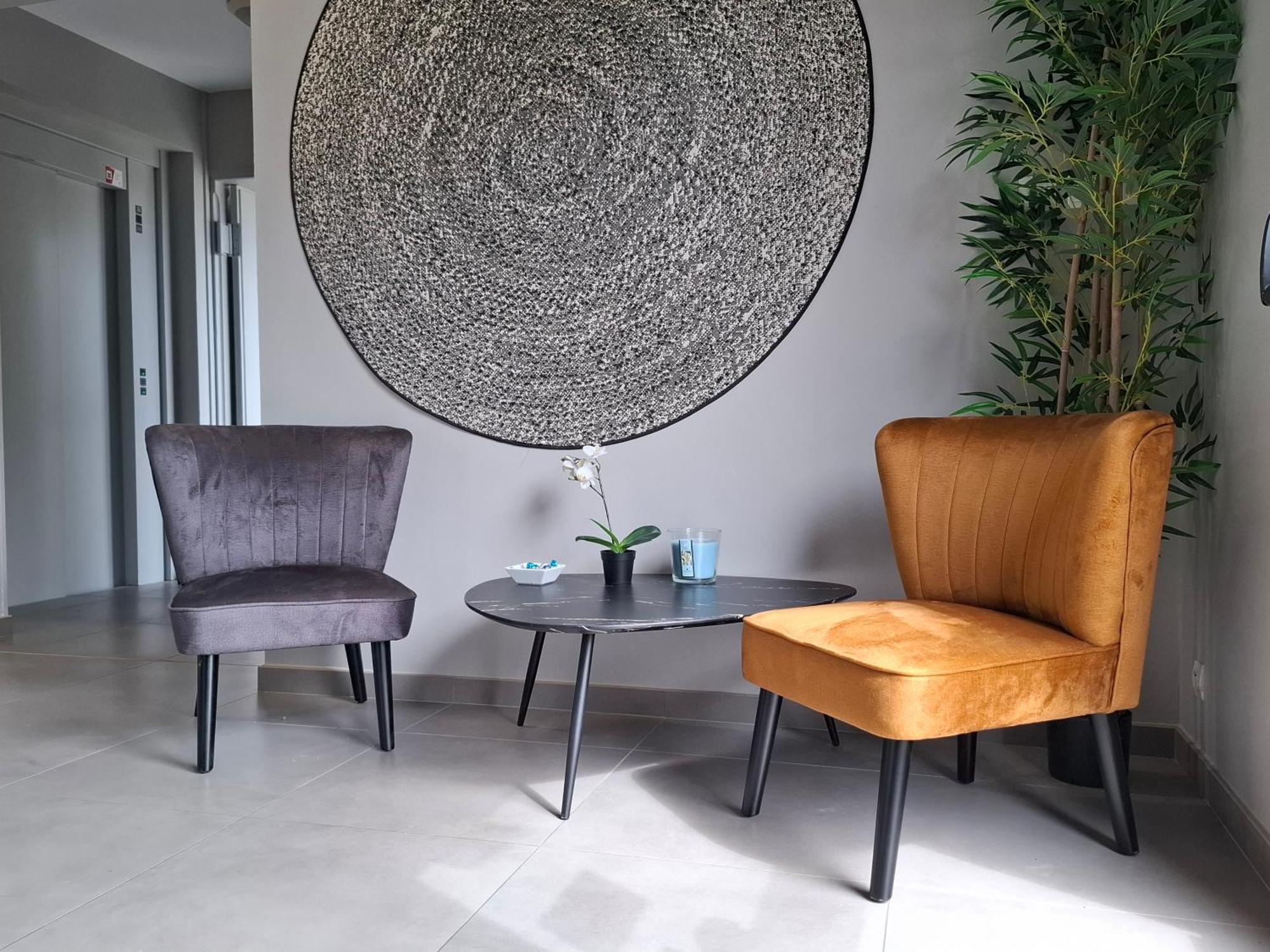 Hotel Le Saint Vincent Lyon Sud Vourles Экстерьер фото