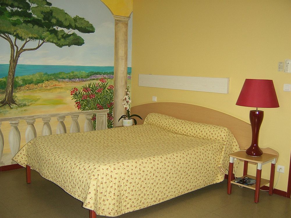 Hotel Le Saint Vincent Lyon Sud Vourles Экстерьер фото
