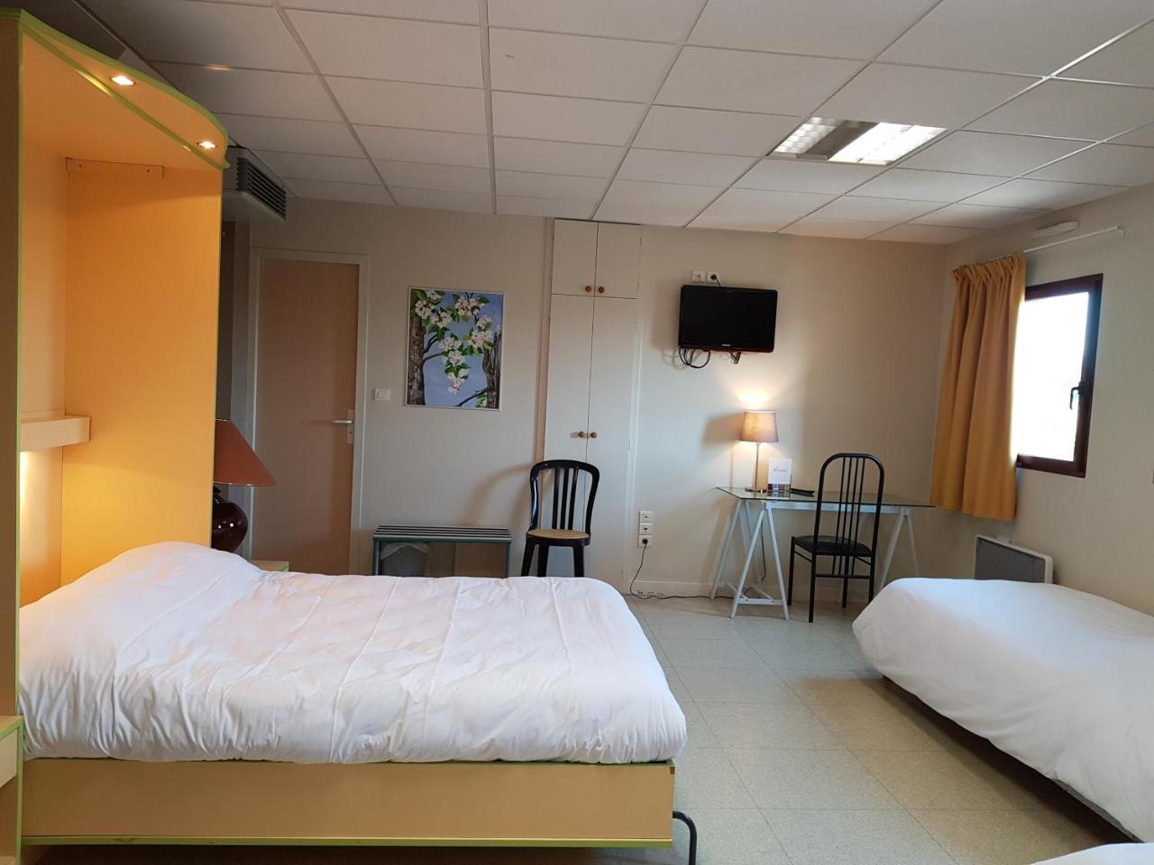 Hotel Le Saint Vincent Lyon Sud Vourles Экстерьер фото