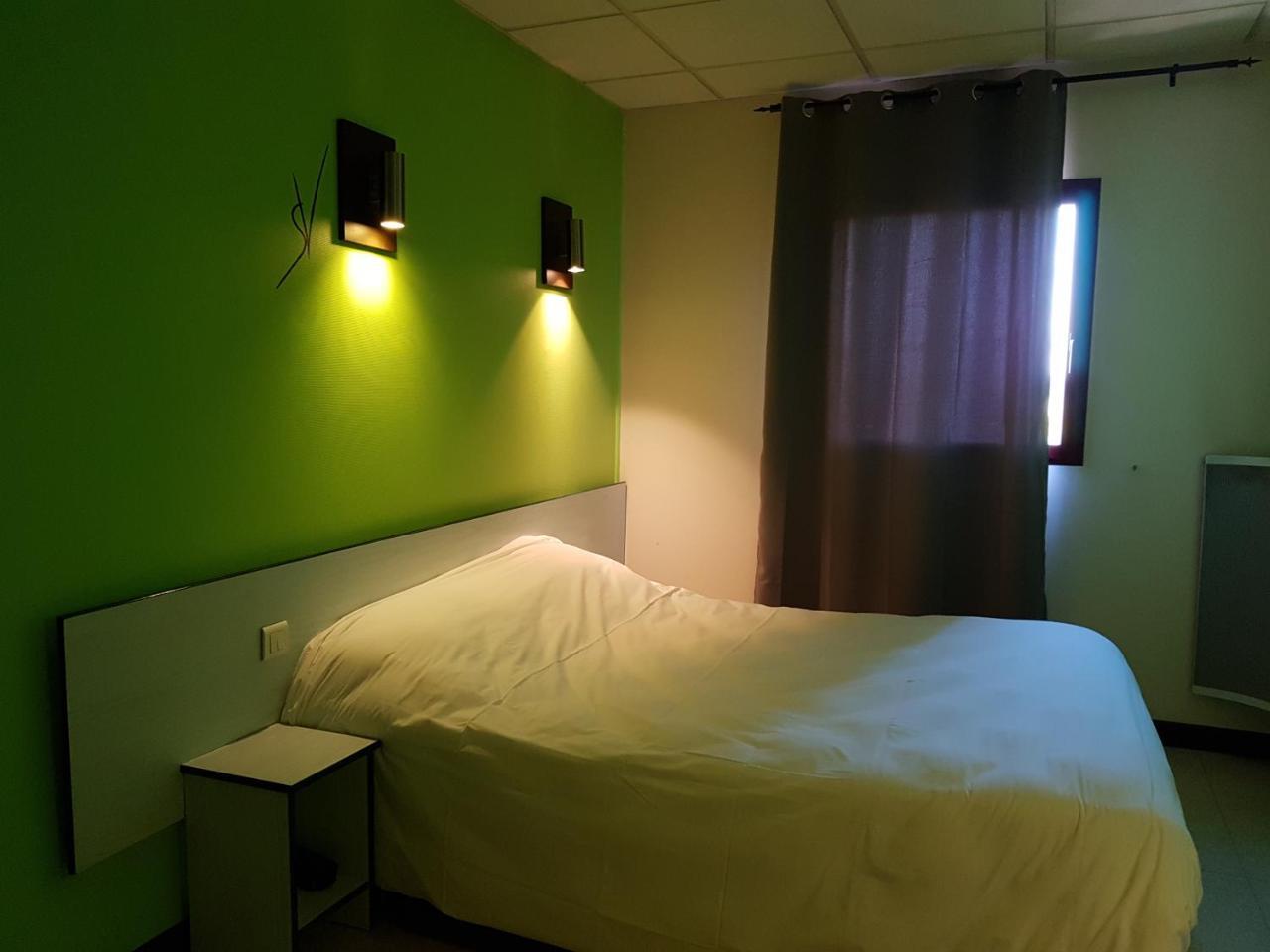 Hotel Le Saint Vincent Lyon Sud Vourles Экстерьер фото